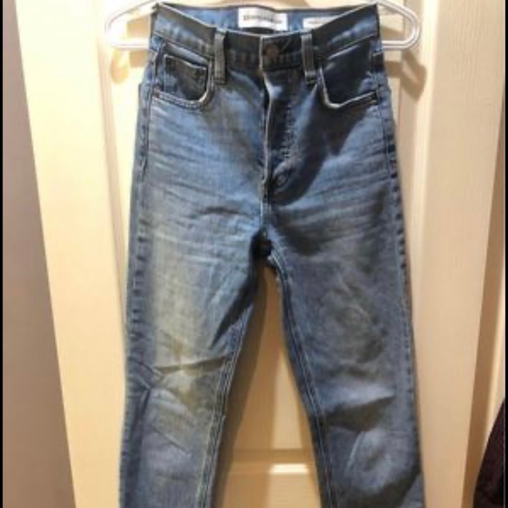 Aritzia Arlo Jeans